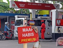 Istana Bakal Kaji Polemik BBM Langka di SPBU Swasta